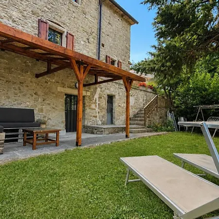 Holiday home Poet's Rest *